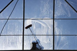 mycie okna